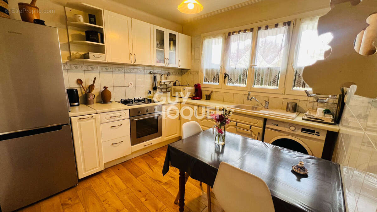 Maison à LA VERPILLIERE