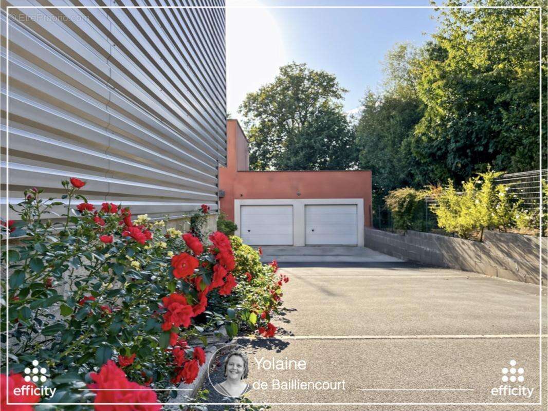 Maison 210 m² à Vitre  - photo 19