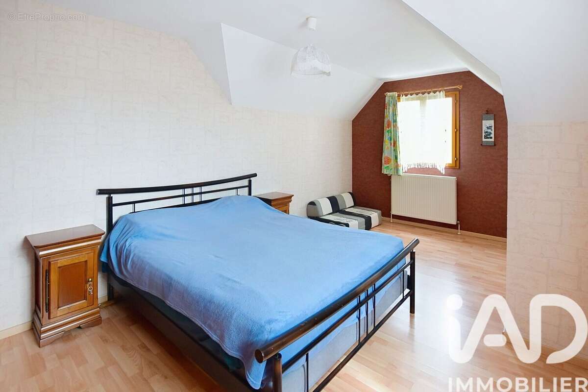 Photo 7 - Maison à CRECY-LA-CHAPELLE