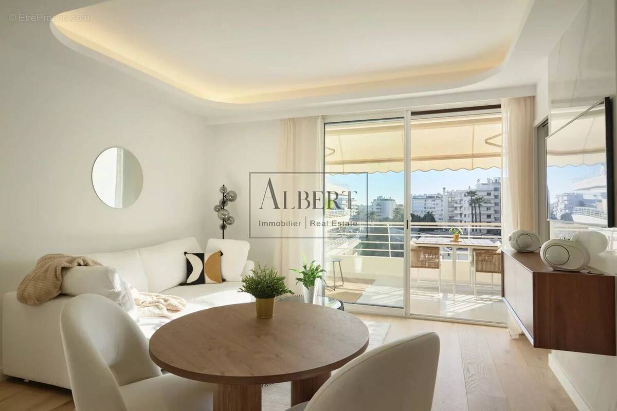 Appartement à CANNES