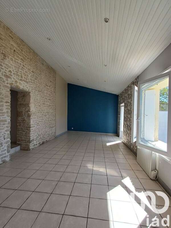 Photo 2 - Maison à ANGLIERS