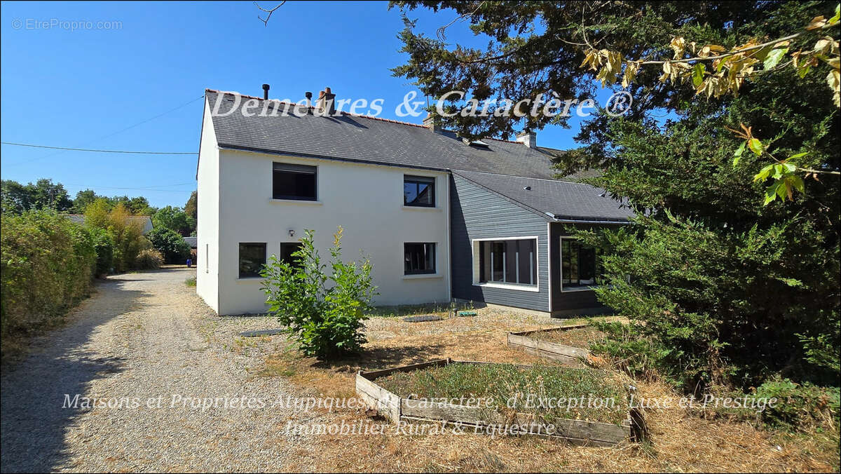 Maison avec piscine et dépendances - photo 26