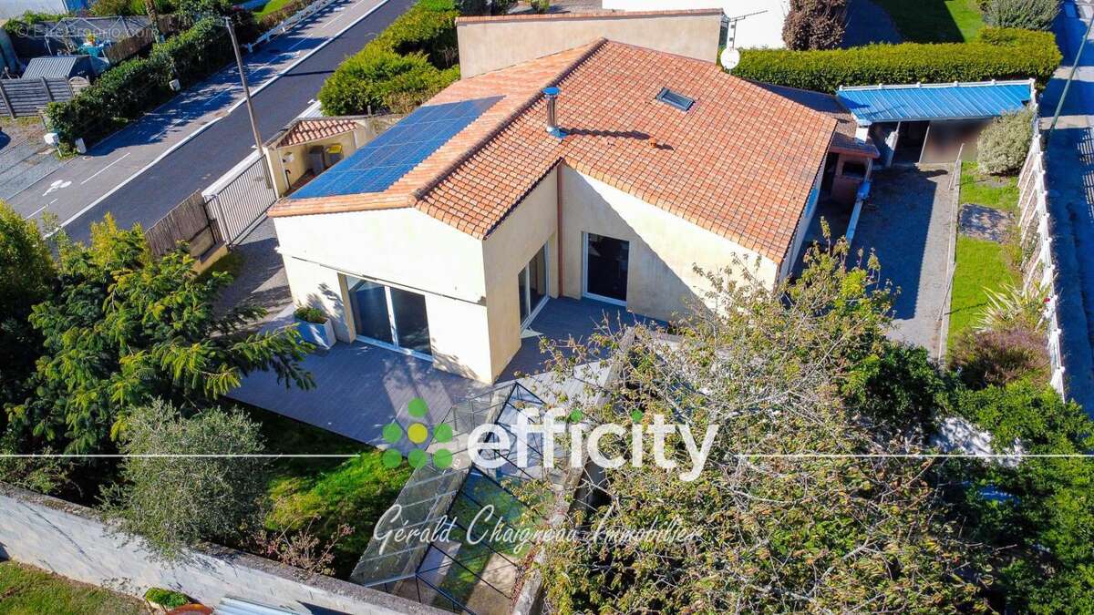 Maison à SAINT-PHILBERT-DE-GRAND-LIEU