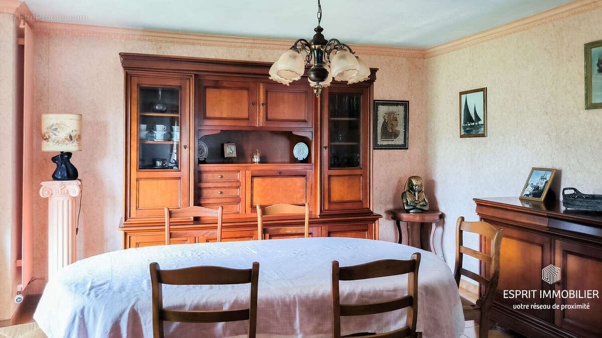 Melgven - Maison familiale de 5 chambres avec vie de plain pied - photo 5