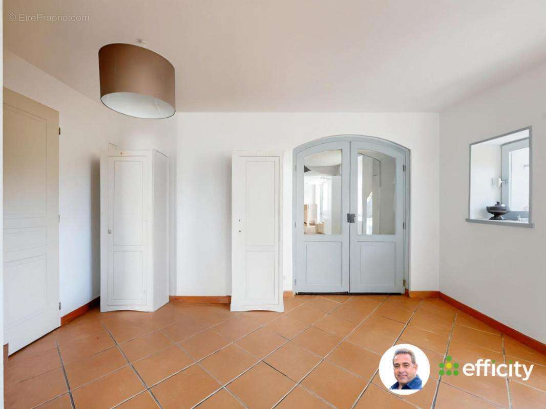 Maison à LAPEYROUSE