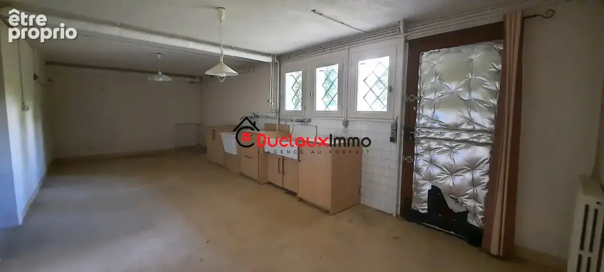 Grande maison individuelle - Sous sol complet - Terrain plat d'1 hectare et demi - photo 12