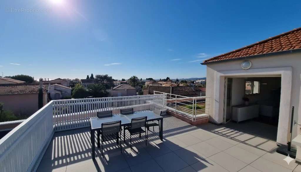 Appartement à CAGNES-SUR-MER