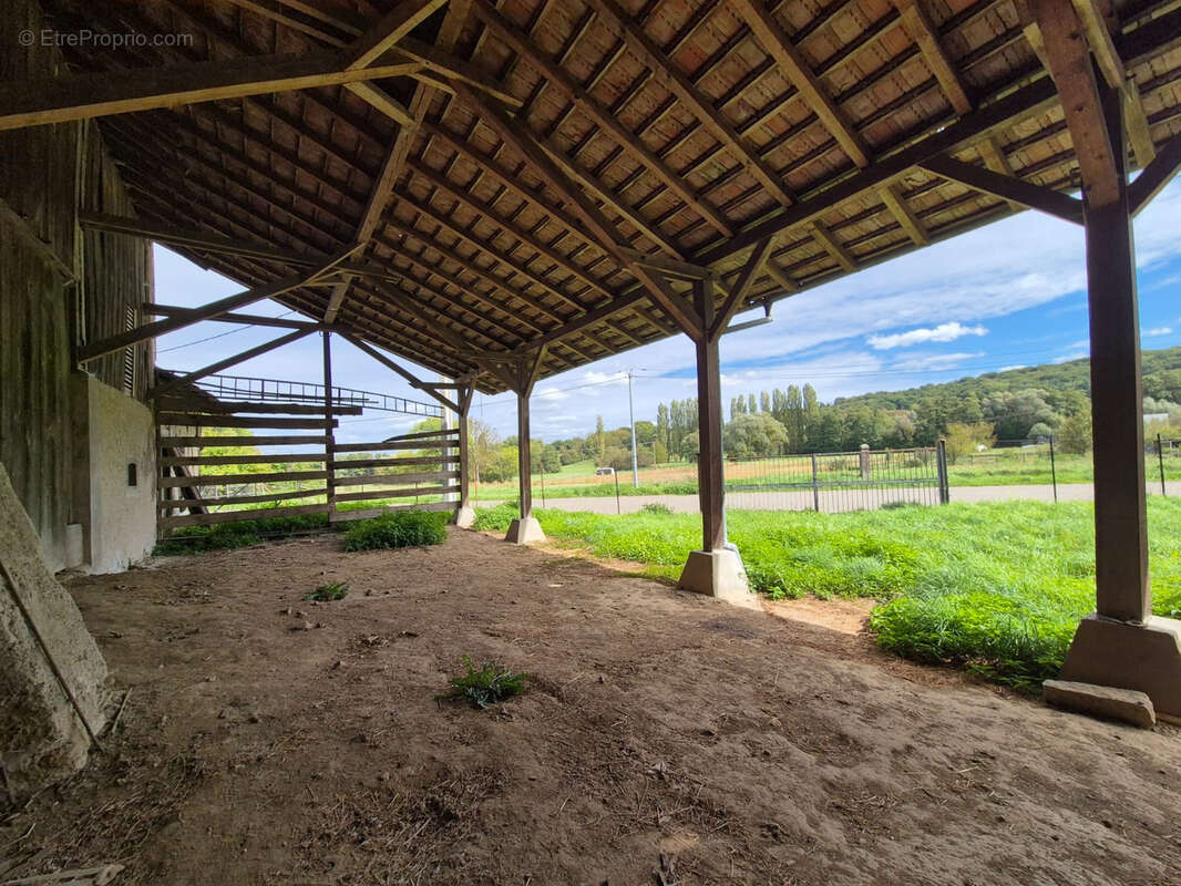 Maison à STEINBRUNN-LE-HAUT