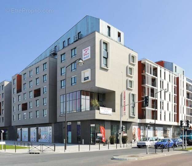 INVESTISSEMENT LOCATIF  VITRY SUR SEINE  Résidence d'Affaires Séjours & Affaires Paris Vitry - 7,08 % de rentabilité - photo 13