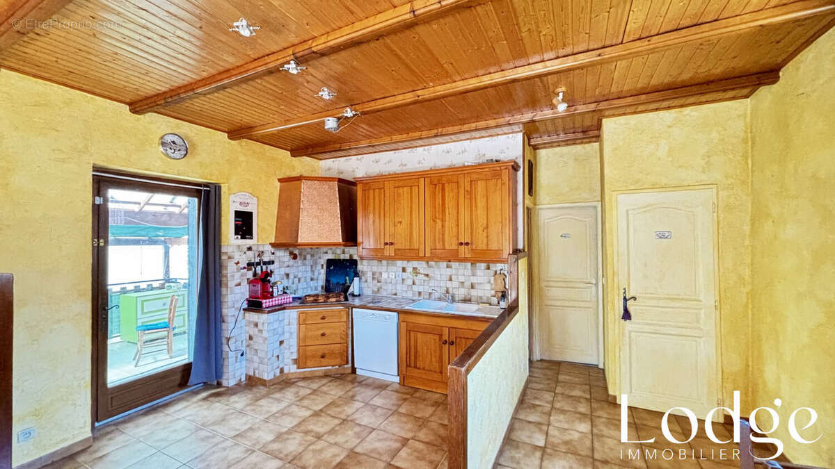 Maison 145 m² à L'argentiere-La-Bessee  - photo 4