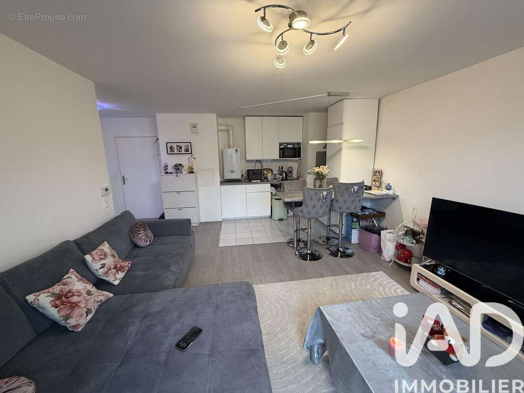 Photo 2 - Appartement à TIGERY