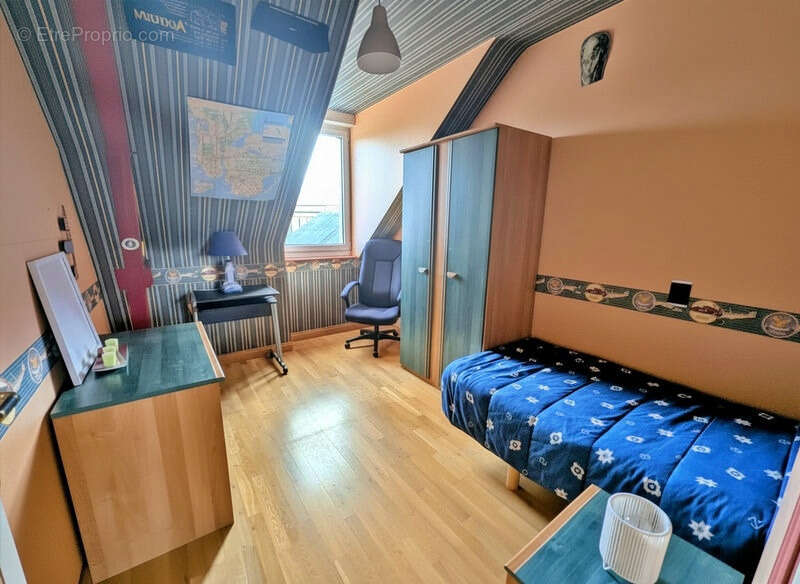 Maison à LA CHAPELLE-JANSON