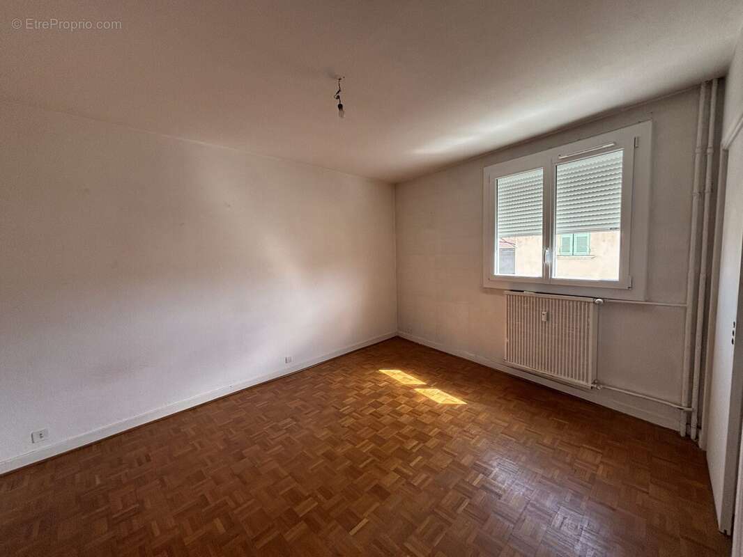 Appartement 79 m² à Bourg-De-Peage  - photo 6