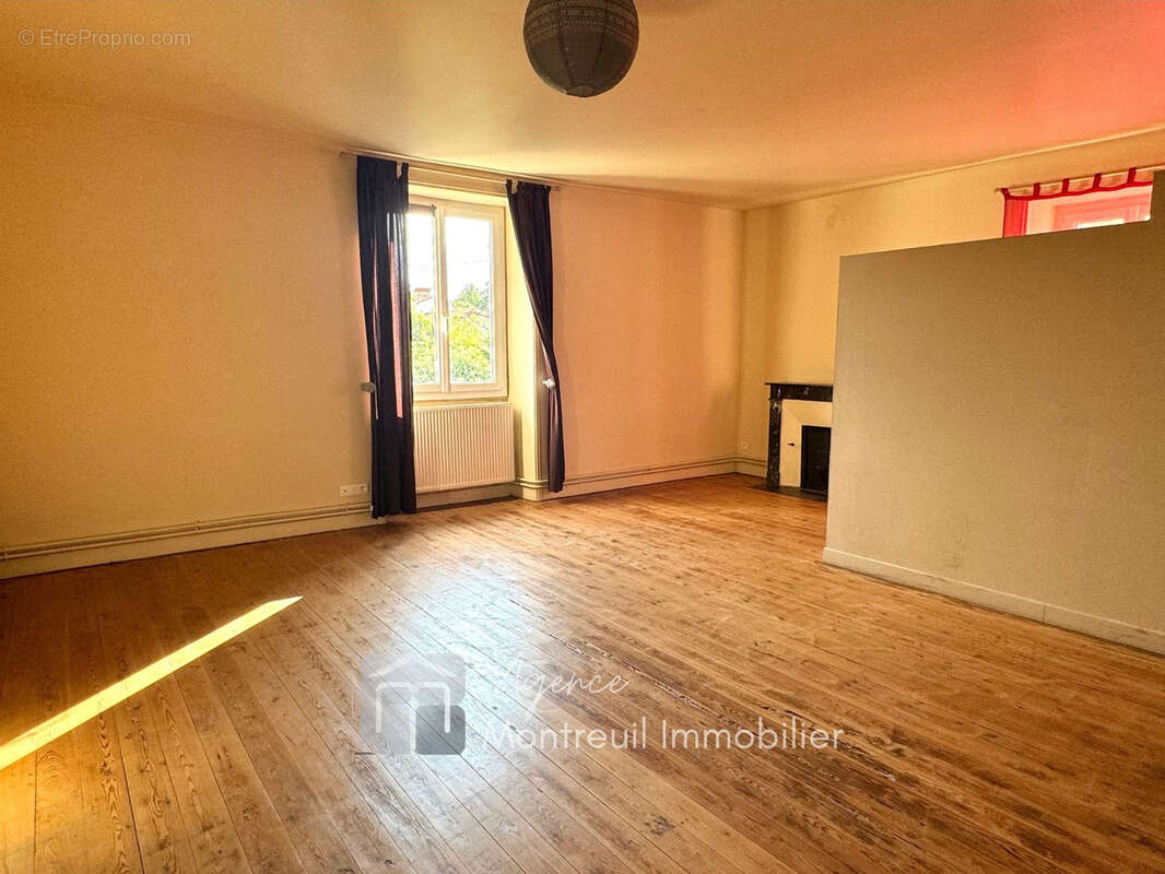 Maison à BRION-PRES-THOUET