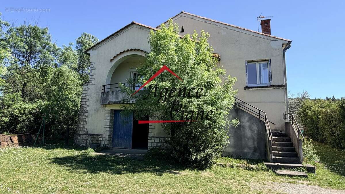 Maison à SAINT-JULIEN-LES-ROSIERS