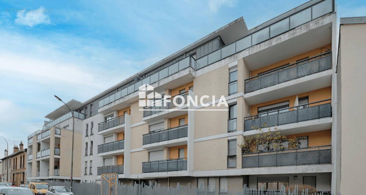 Appartement à VITRY-SUR-SEINE