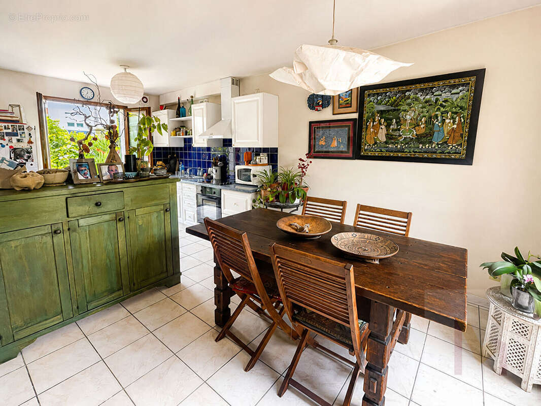 Charmante maison 5 pièces sur une parcelle de 217 m², au calme absolu. - photo 7
