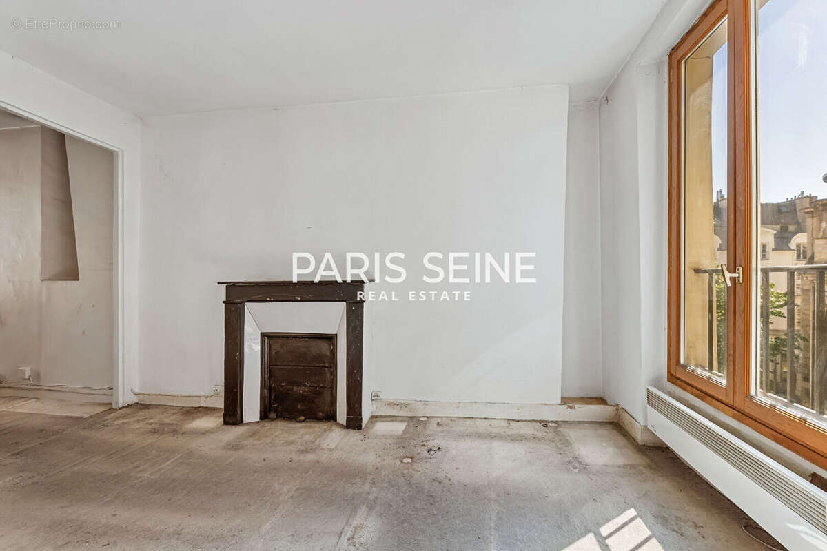 Appartement à PARIS-6E