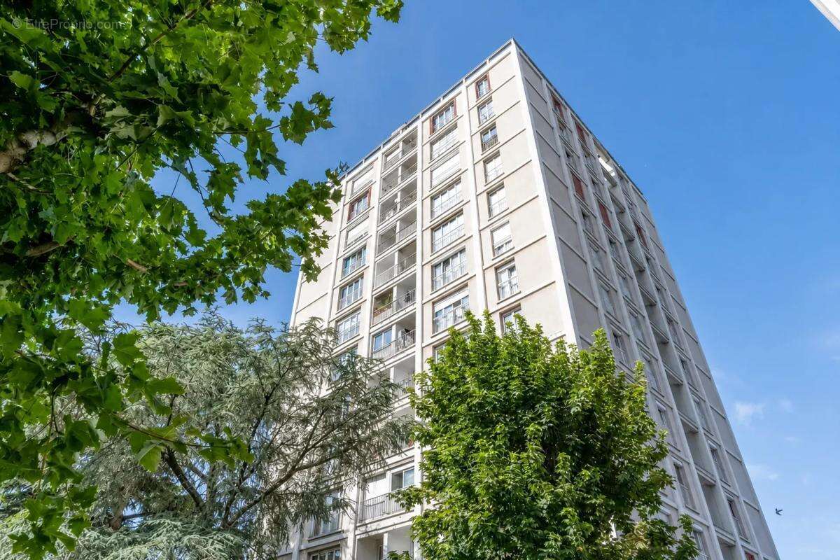 Appartement à SAINT-GRATIEN