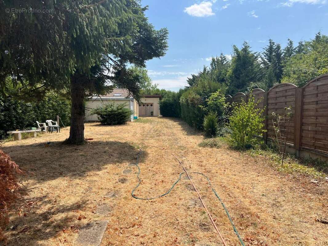 Maison 145 m² à Nailly  - photo 7