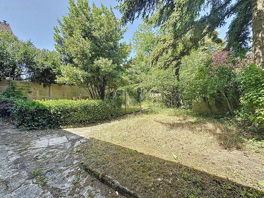 Maison à BONNEUIL-SUR-MARNE