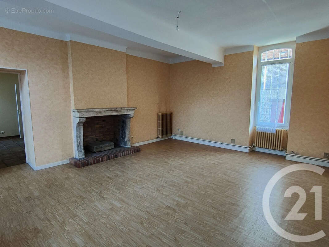 Appartement 82 m² à Cosne-Cours-Sur-Loire  - photo 4