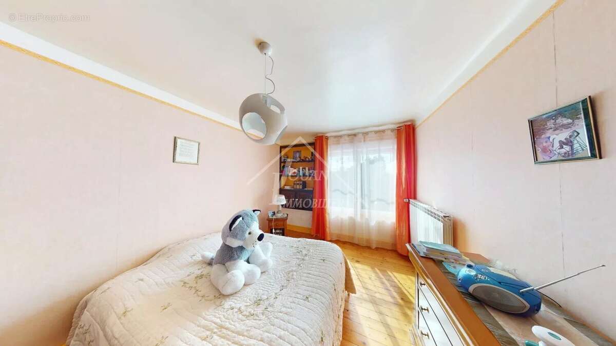 Maison à COSNE-D'ALLIER