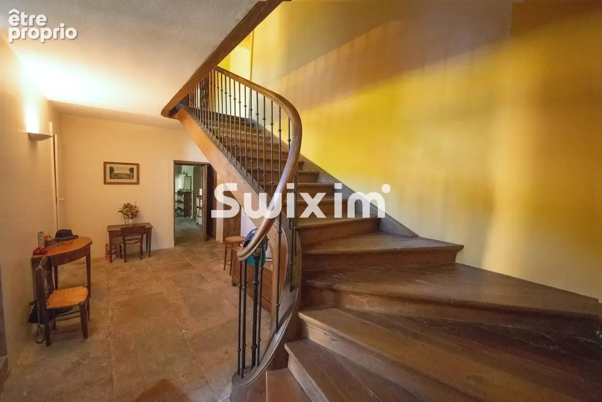 Belle maison de maître 18è en petite montagne - photo 3