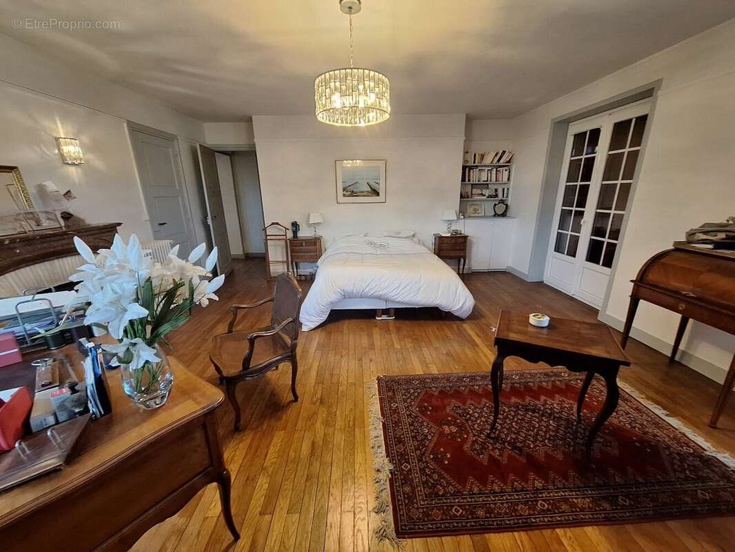Maison à COGNAC