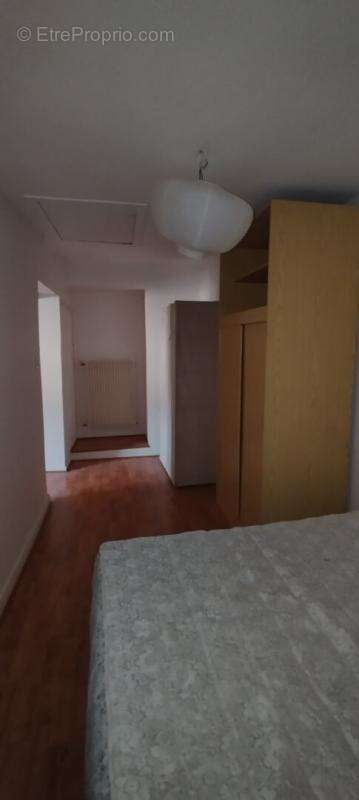 21000 DIJON - Appartement Grand 2 pièces (1 chambre) 34.81 m2 Quartier des Halles + 2 greniers aménageables 30 M² - photo 9