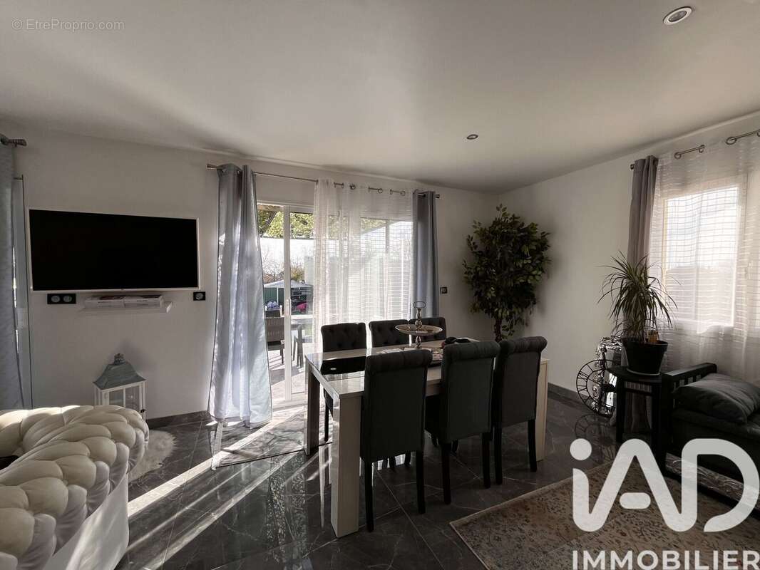 Maison 155 m² à Couzeix  - photo 3