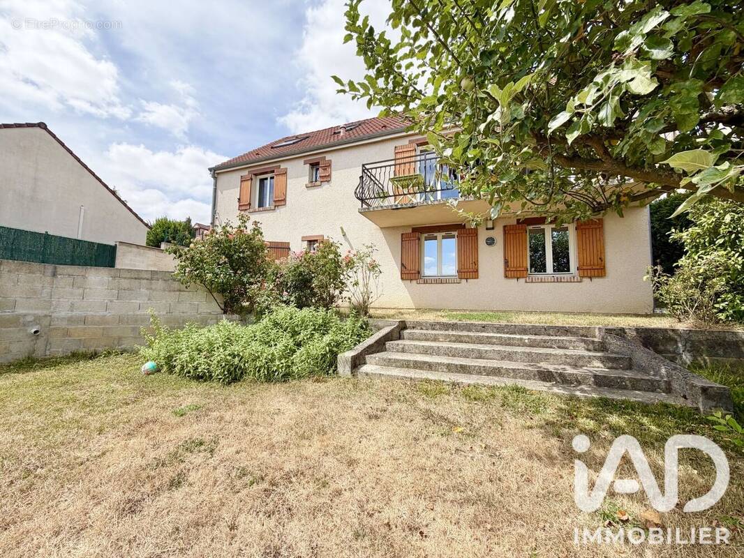Photo 1 - Maison à CREGY-LES-MEAUX