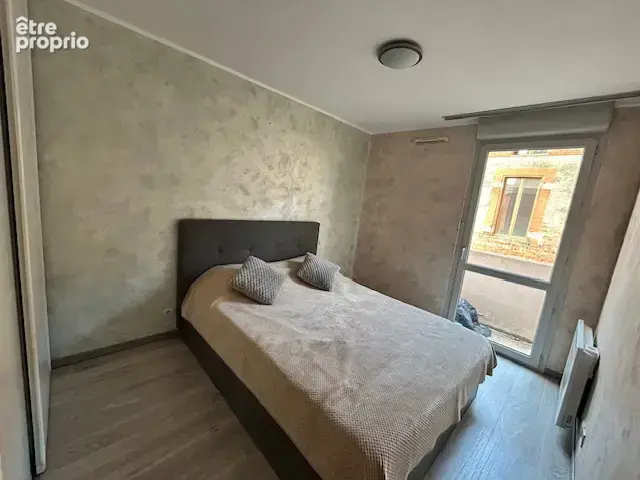 Bel appartement avec terrasse et parking - photo 6