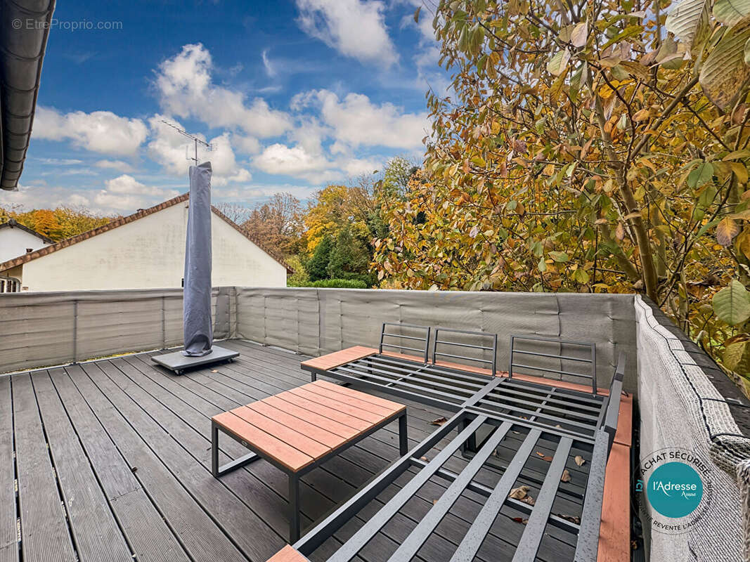 Maison à NAINVILLE-LES-ROCHES