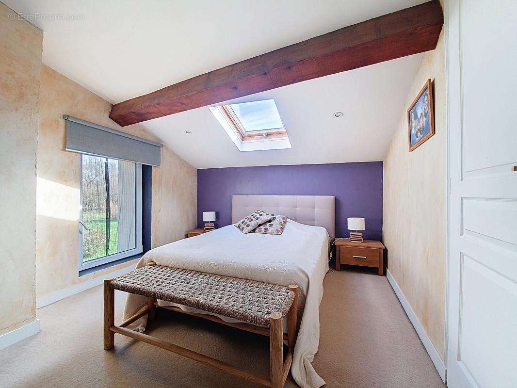 Maison à SAINT-PIERRE-DE-CHANDIEU