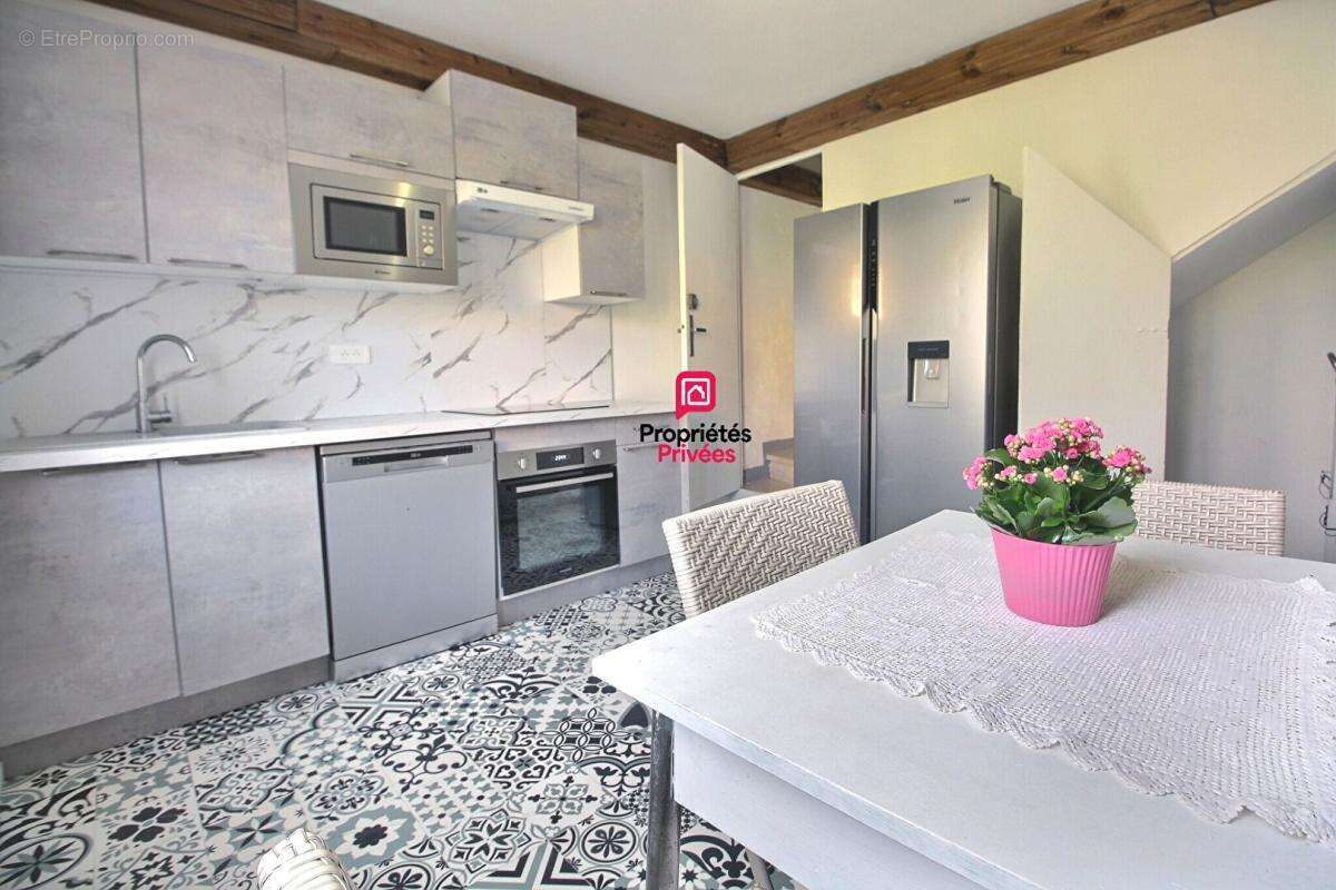 Maison à CLARENSAC