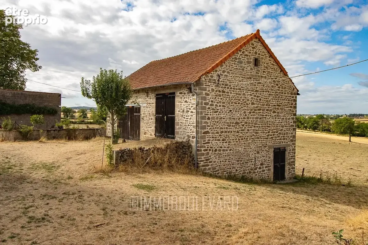 À vendre : maison avec 3 granges et beau potentiel (23) - photo 29