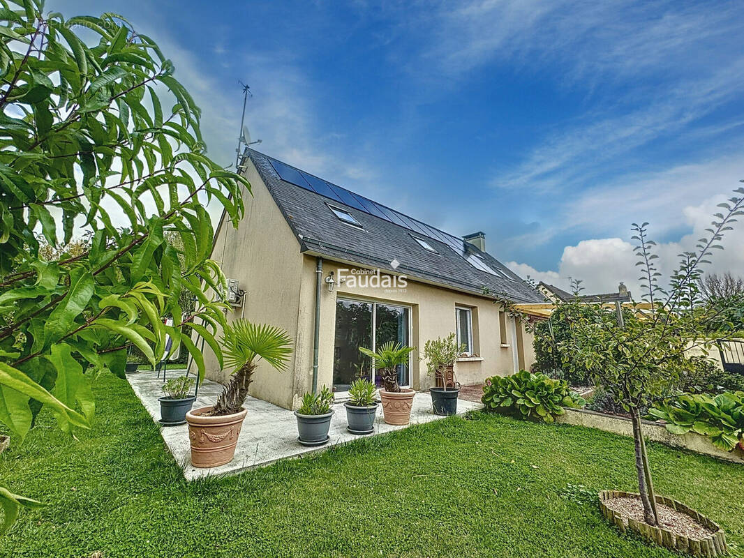 Maison à SAINT-GERMAIN-SUR-AY