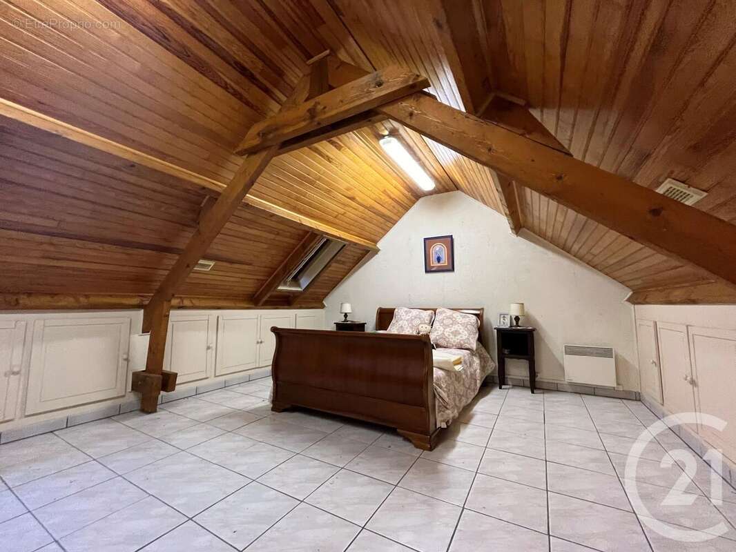 Maison à HOULBEC-COCHEREL