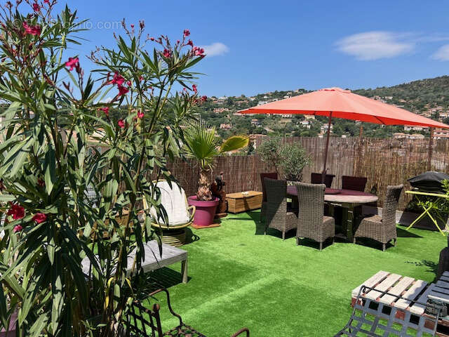 Appartement à BORMES-LES-MIMOSAS
