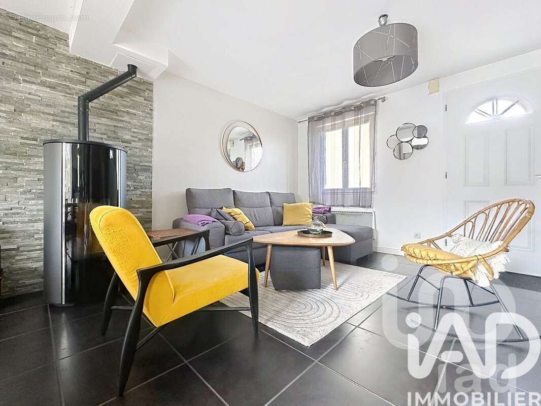Photo 2 - Maison à ORMOY