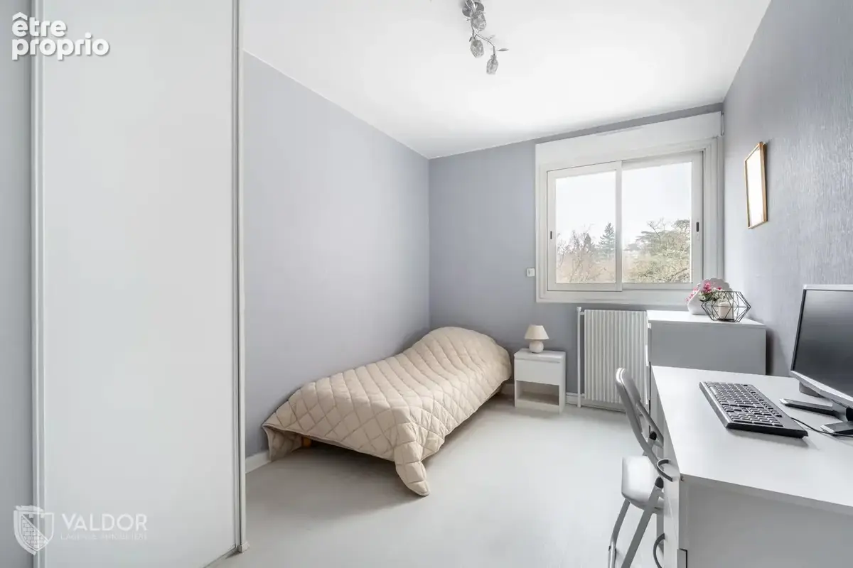 Appartement T4 – Dernier étage – Vue dégagée – Parc arboré - photo 11