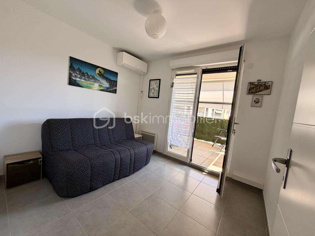 Appartement T3 récent avec terrasse, garage et cave - photo 4