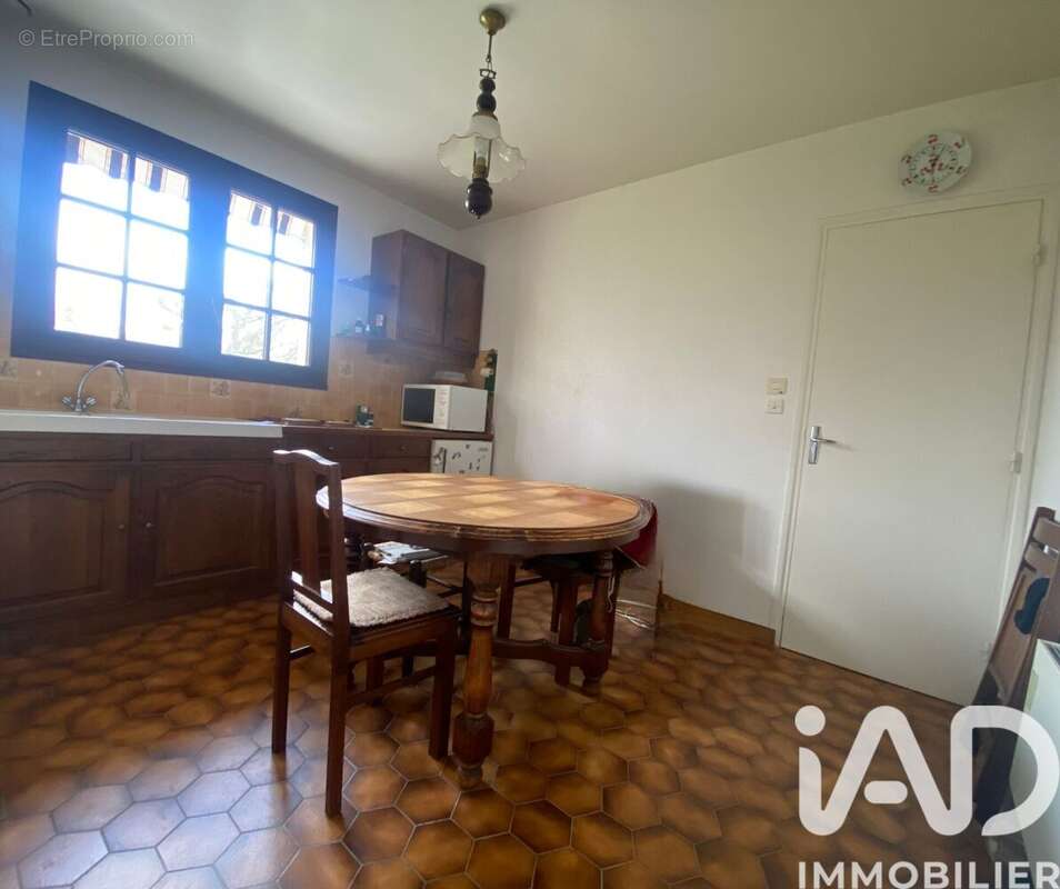 Maison 127 m² à Bannost-Villegagnon  - photo 7