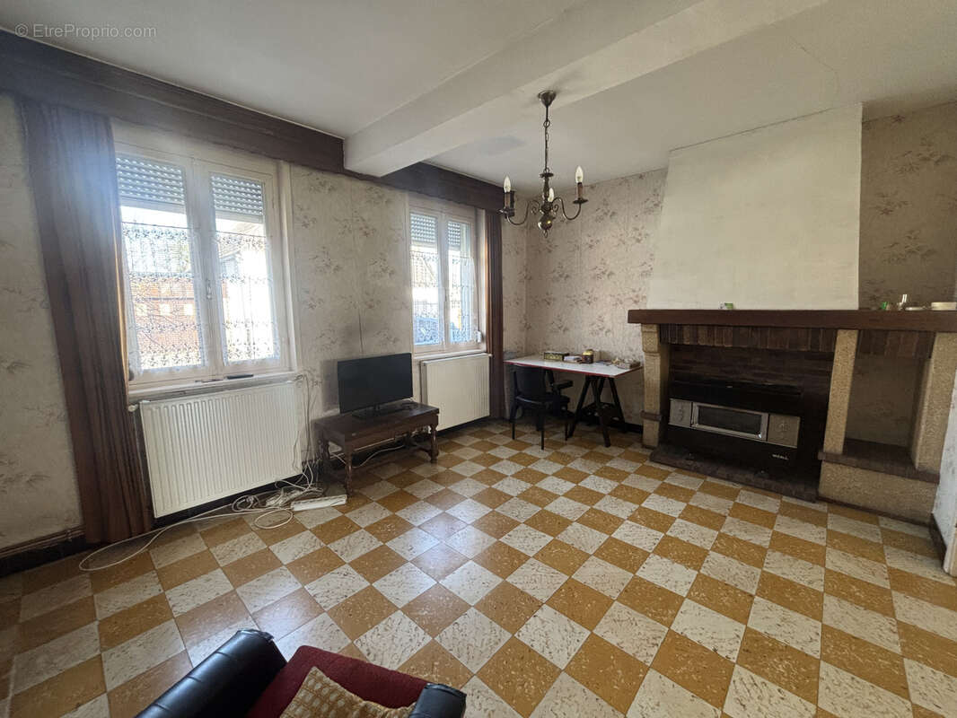 Maison à BOUVIGNIES