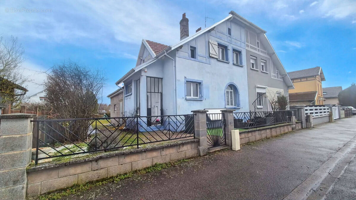 Maison à THAON-LES-VOSGES