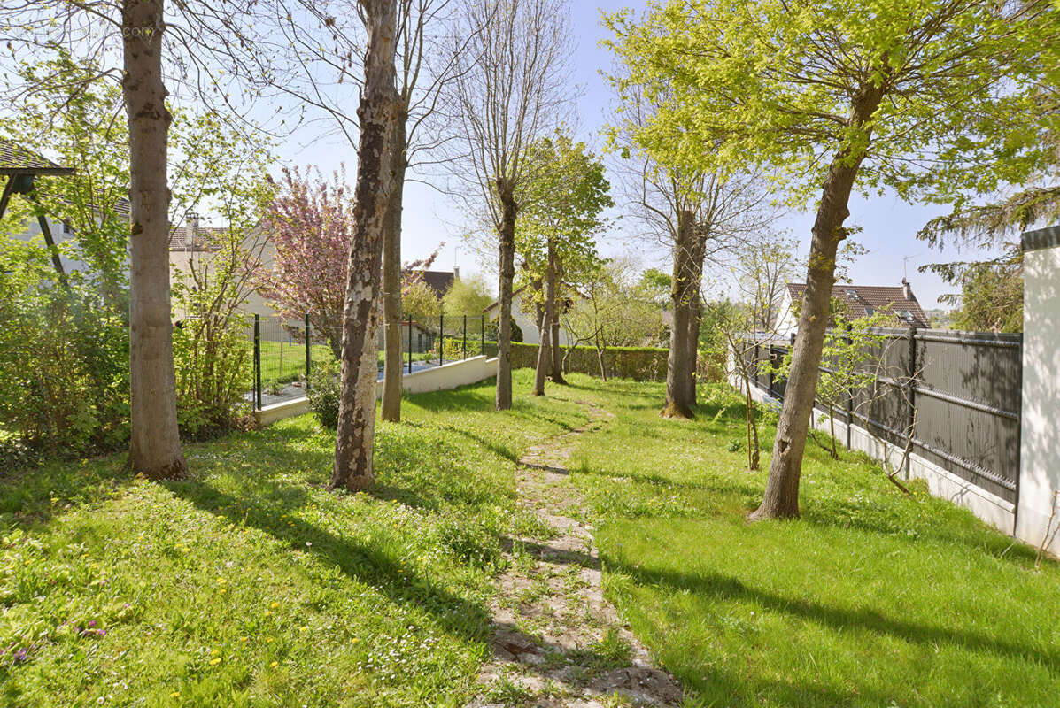 Maison à YERRES