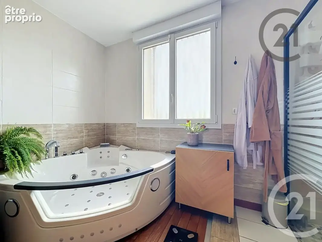 Maison 8 pièces 189 m² à vendre à Givry (08130) - photo 10