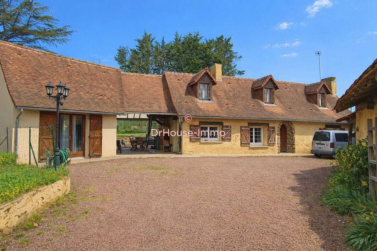 Maison à LOUPLANDE
