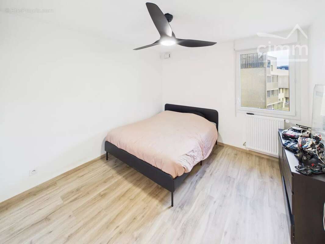 Appartement à ECHIROLLES